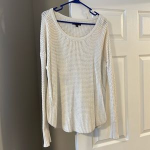 American Eagle White Sweater